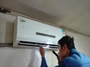 双鸭山市格力空调电话是多少